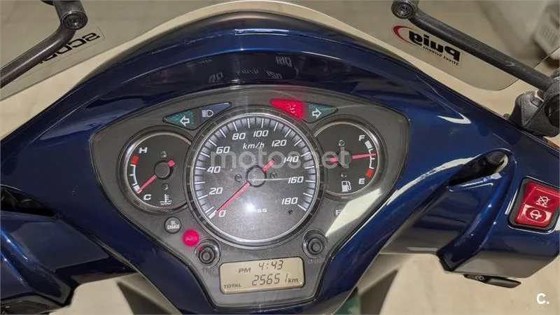 Honda SH300i 2400 € 2010 Alicante - 1