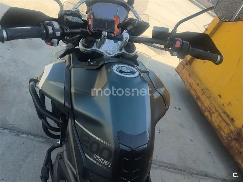 Triumph Tiger 1200 10.500 € 2019 Valladolid - 1