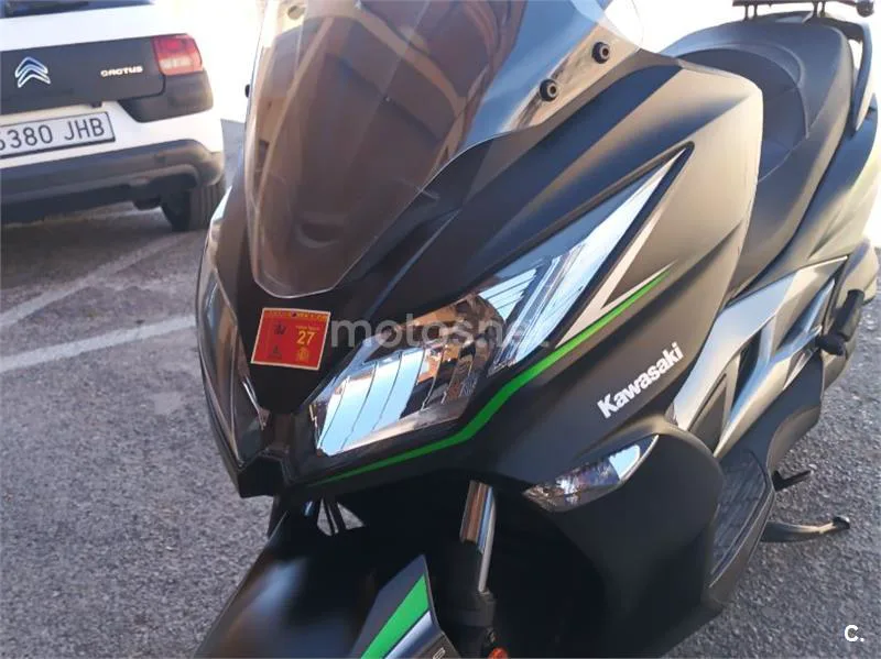 Kawasaki J125 Special Edition - Vista 1