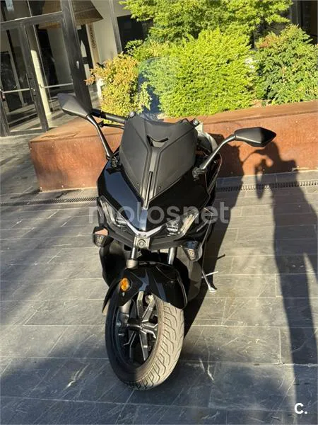 QJ Motor Fort 125N 3200 € 2025 Madrid - 1