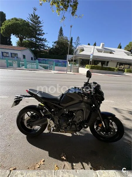 Yamaha MT-09 - Vista 1