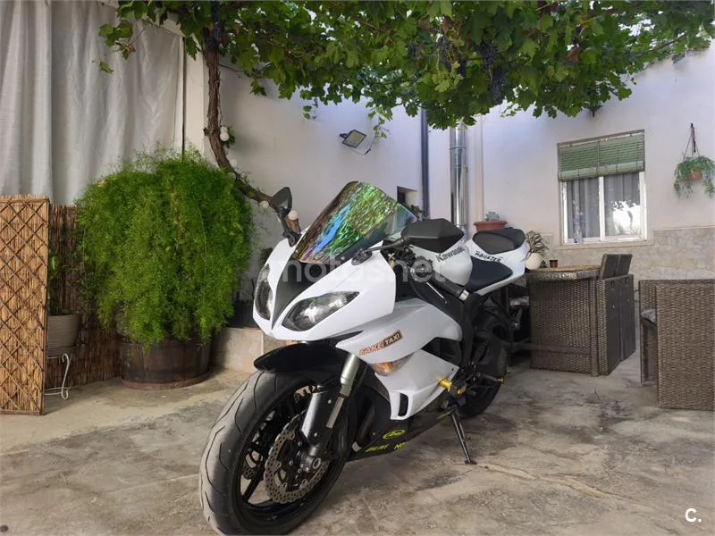 Kawasaki Ninja ZX-6R 6500 € 2011 Toledo - 1