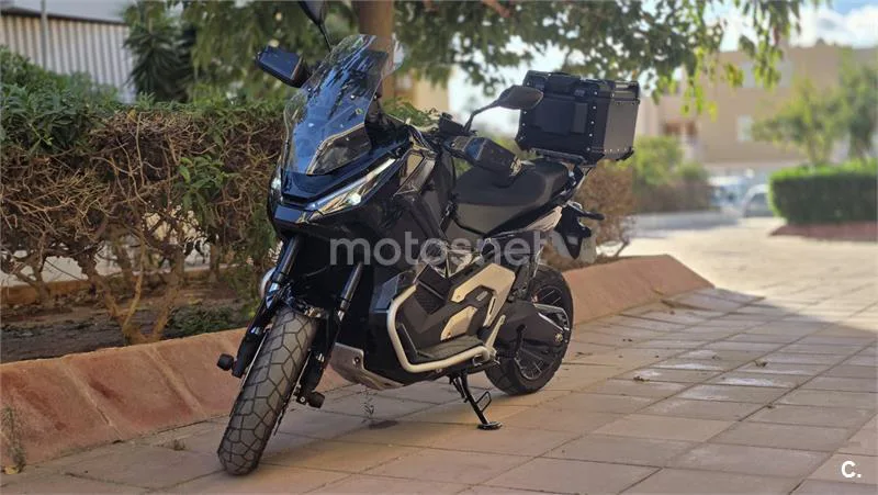 Honda X-ADV - Vista 1