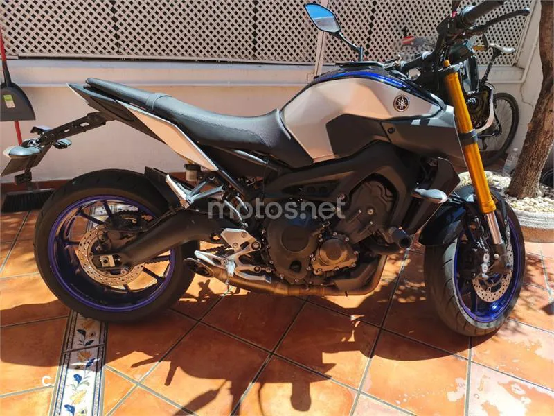 Yamaha MT-09 - Vista 1