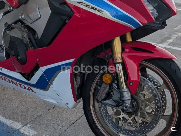 Honda CBR1000RR Fireblade 17.000 € 2018 Barcelona - 1