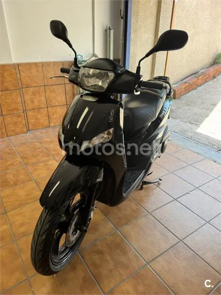 Peugeot Tweet 125 - Vista 1