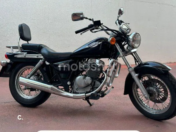 Suzuki Marauder 125 - Vista 1