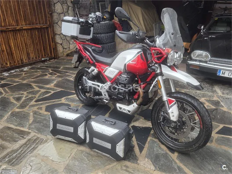 Moto Guzzi V85 TT 5900 € 2021 Madrid - 1
