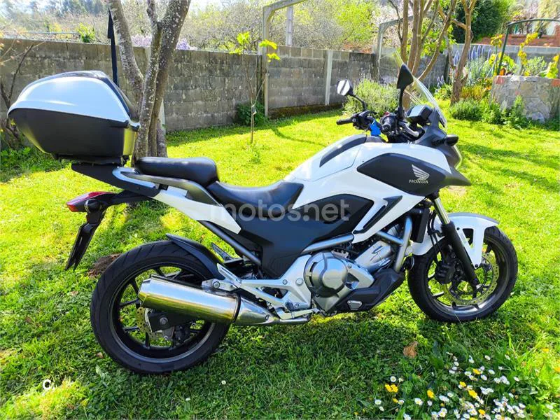 Honda NC700X DCT - Vista 1