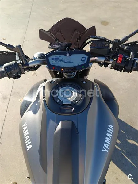 Yamaha MT-07 4450 € 2016 Araba - 1