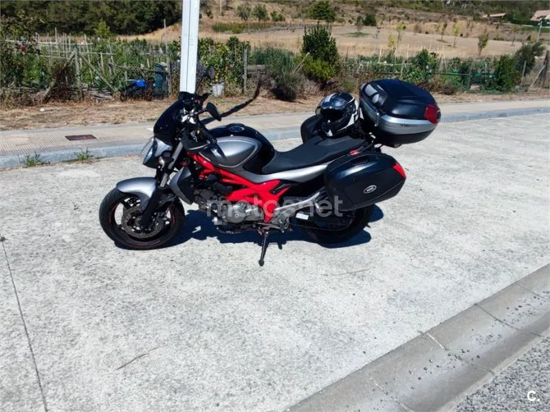 Suzuki Gladius 650 3500 € 2015 Navarra - 1