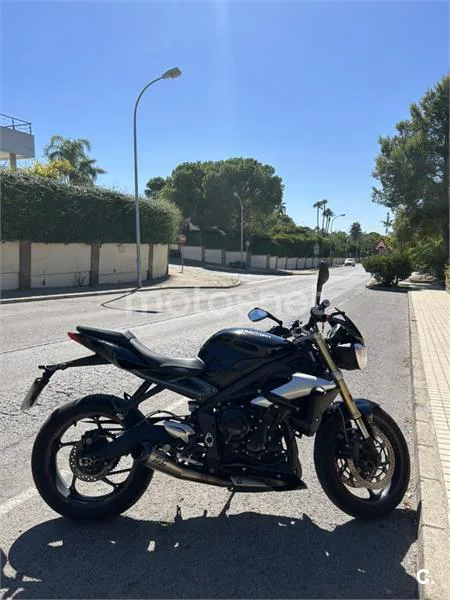 Triumph Street Triple 4250 € 2016 Valencia - 1