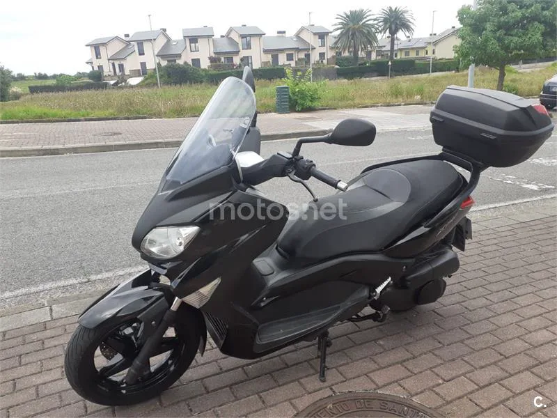 Yamaha XMAX 250 - Vista 1