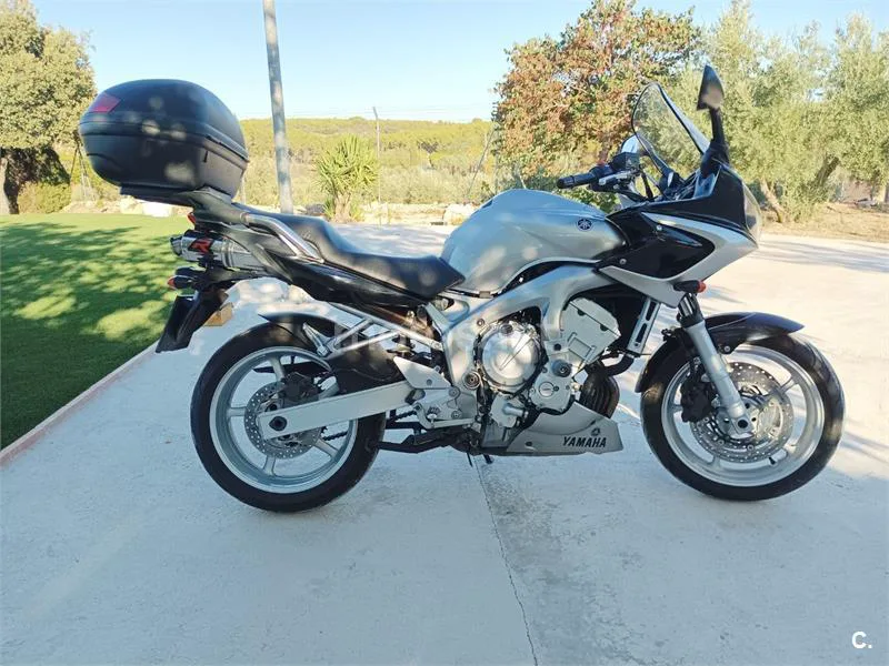 Yamaha FZ6 2400 € 2004 Ciudad Real - 1