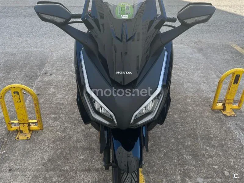 Honda Forza 350 - Vista 1