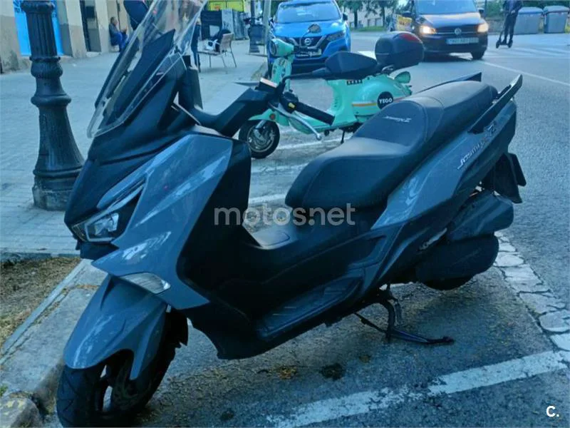 SYM Joymax 125 2200 € 2022 Barcelona - 1