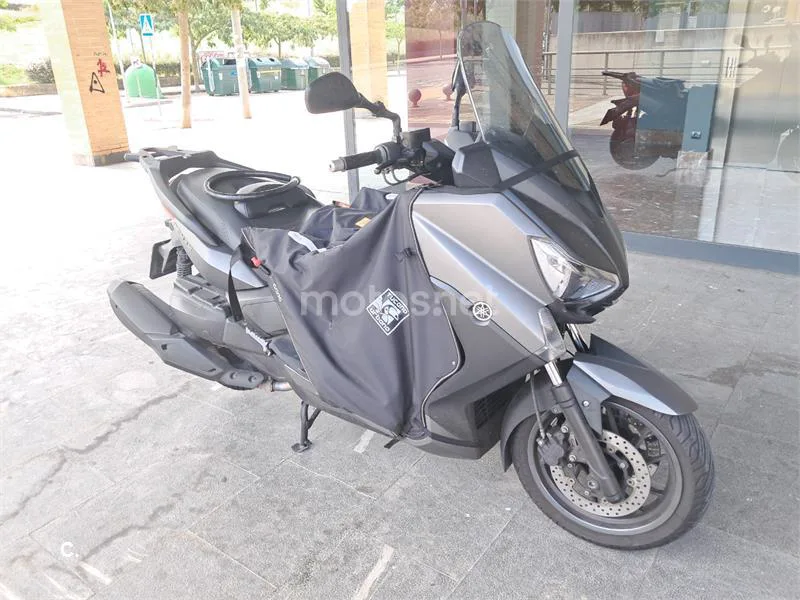 Yamaha XMAX 400 - Vista 1