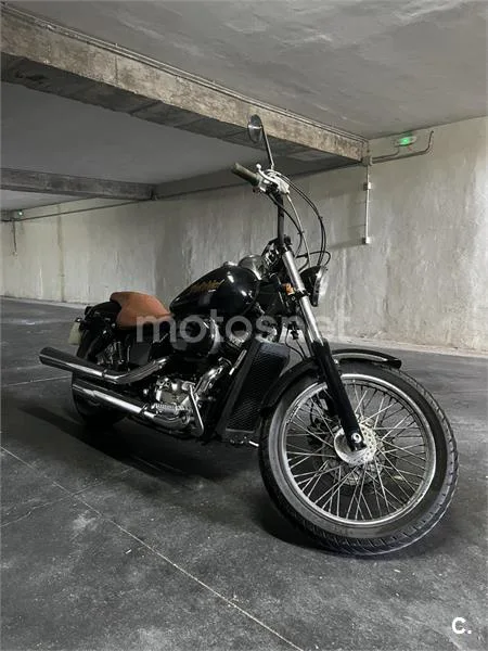 Honda Black Widow 750 - Vista 1