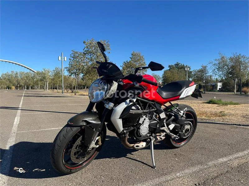 MV Agusta Brutale 675 4650 € 2014 Zaragoza - 1