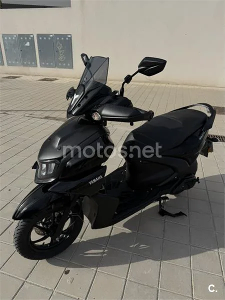 Yamaha RayZR 125 - Vista 1
