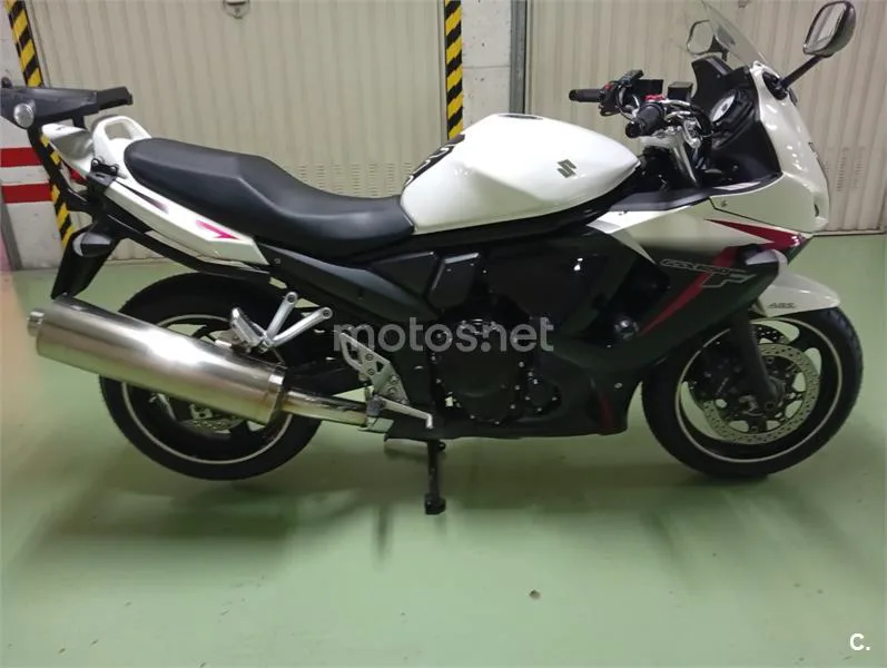 Suzuki GSX650F - Vista 1