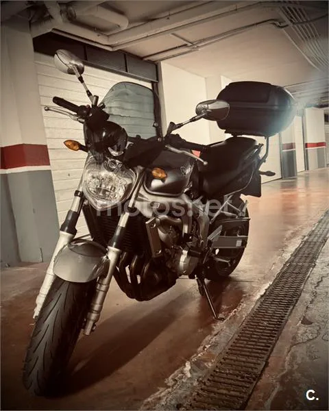 Yamaha FZ6 - Vista 1