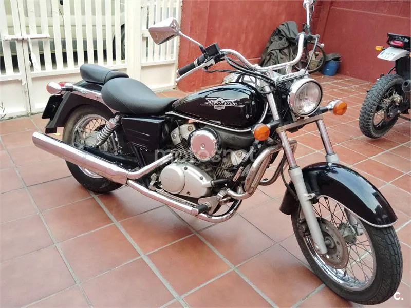 Honda Shadow 125 - Vista 1
