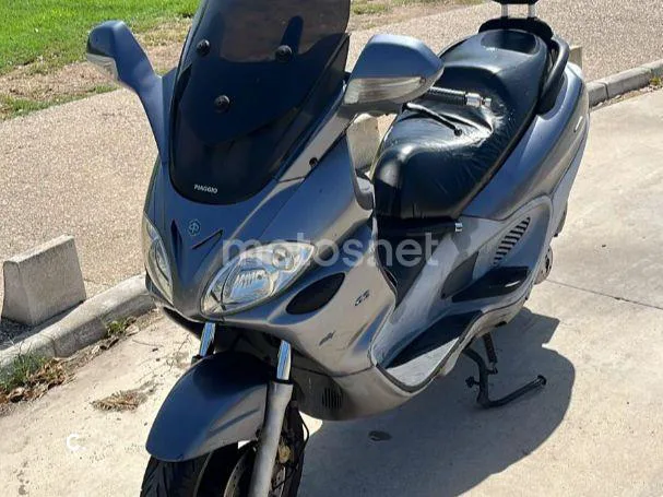 Piaggio X9 Evolution 200 750 € 2003 Sevilla - 1