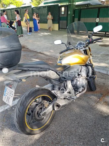 Honda CB600F Hornet - Vista 1