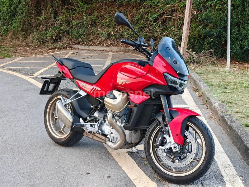 Moto Guzzi V100 Mandello 10.000 € 2024 Asturias - 1