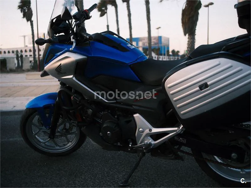Honda NC750X - Vista 1