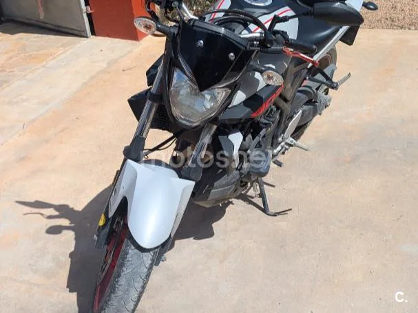 Yamaha MT-03 - Vista 1