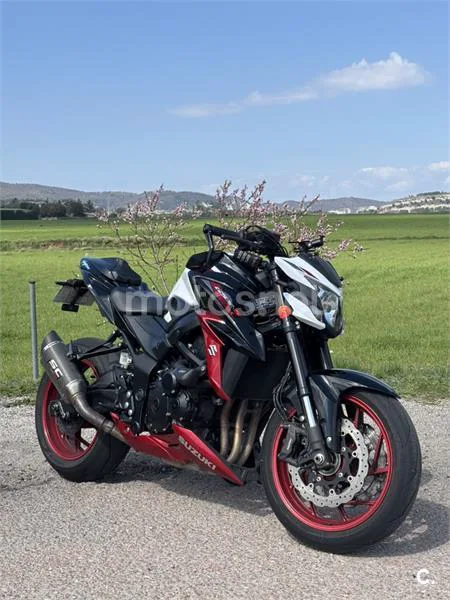 Suzuki GSX-S750 - Vista 1