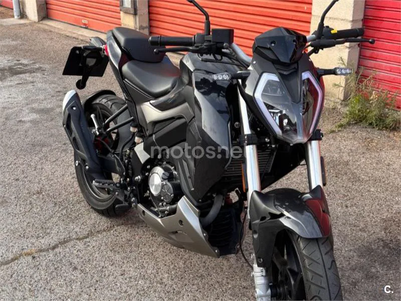 Keeway RKF 125 - Vista 1