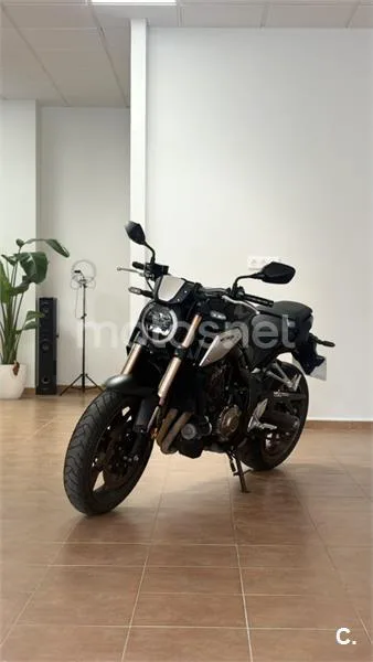 Honda CBR650R 5900 € 2022 Alicante - 1
