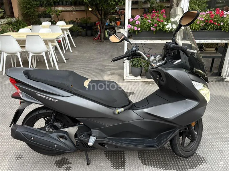 Honda PCX125 - Vista 1