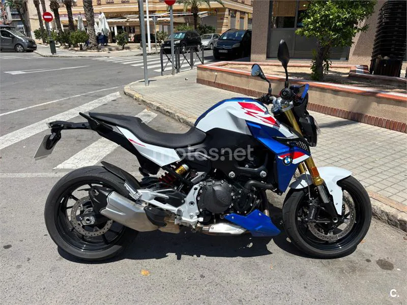 BMW F 900 R - Vista 1