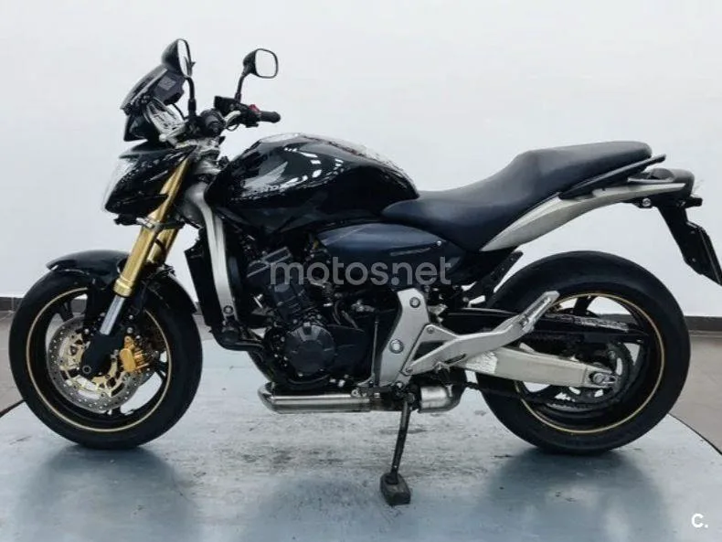 Honda CB600F Hornet - Vista 1