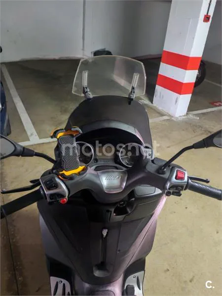 Piaggio MP3 300 LT 4300 € 2022 Las Palmas - 1