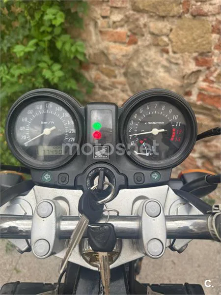 Honda CBF600N 1750 € 2006 Barcelona - 1