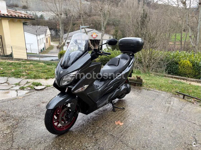 Suzuki Burgman 400 2999 € 2018 Barcelona - 1