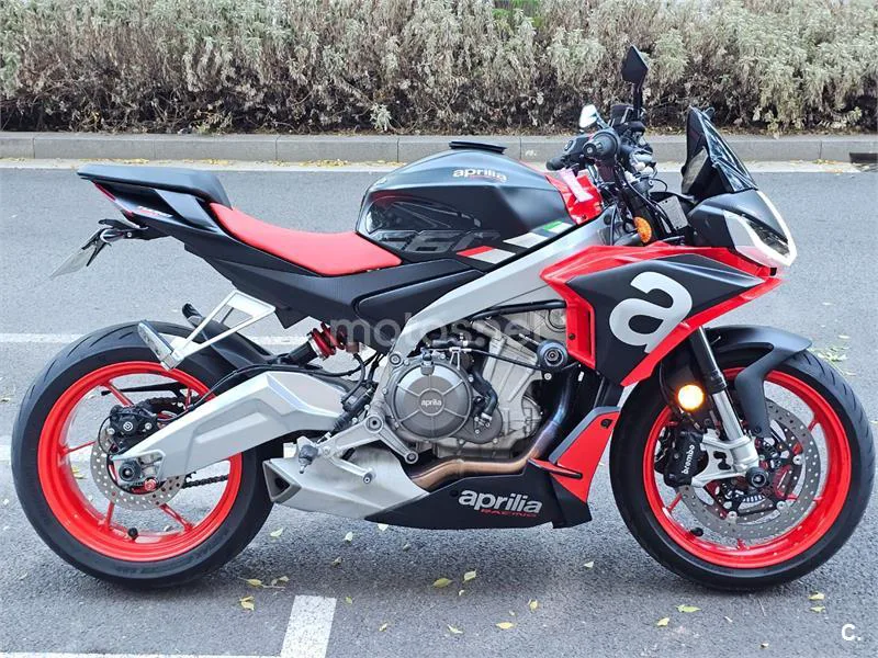 Aprilia Tuono 660 - Vista 1