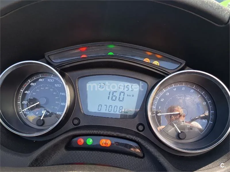 Piaggio MP3 530 Exclusive 6500 € 2022 Madrid - 1
