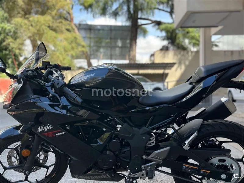 Kawasaki Ninja 125 4300 € 2026 Madrid - 1
