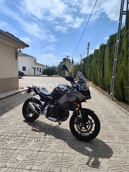 BMW F 900 XR - Vista 1