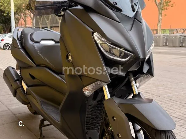 Yamaha XMAX 300 - Vista 1