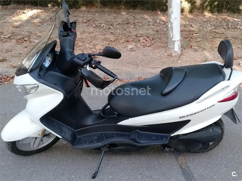 Suzuki Burgman 125 - Vista 1
