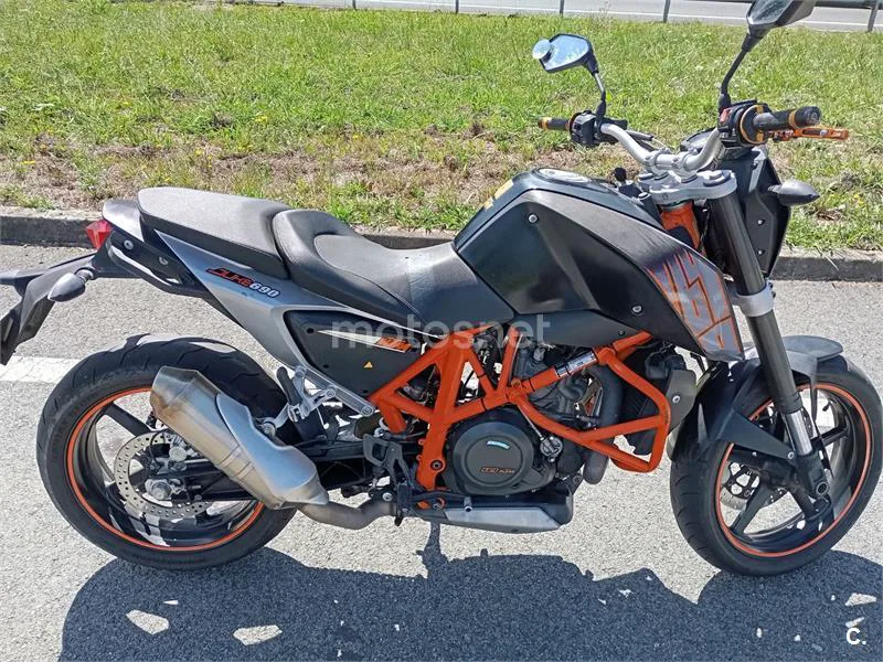 KTM 690 Duke - Vista 1