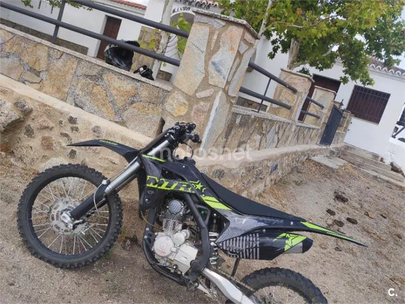Kawasaki KX250 - Vista 1