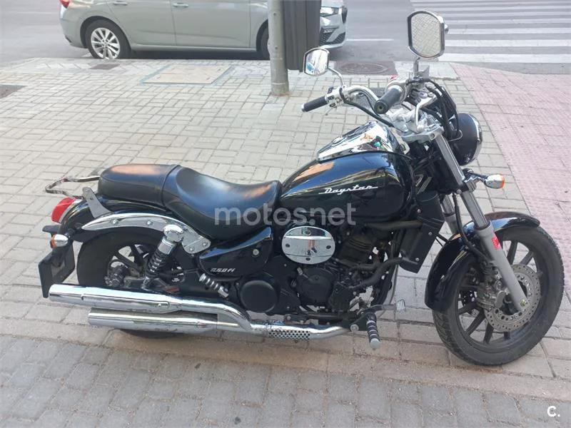 Daelim Daystar 250 FI 350 € 2016 Madrid - 1
